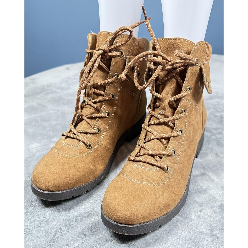 St John's Bay Yosemite Boots Womens Size 8 Brown Lace Up Ankle Hiking Combat